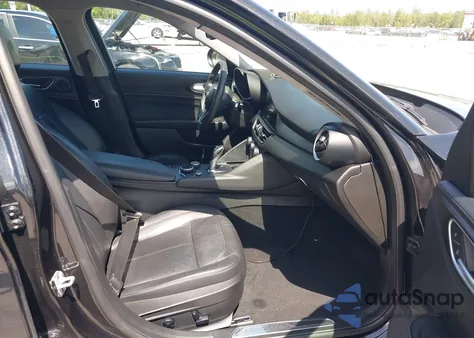 2017 Alfa Romeo Giulia Awd from USA, damaged, VIN ZARFAEDN6H7528581